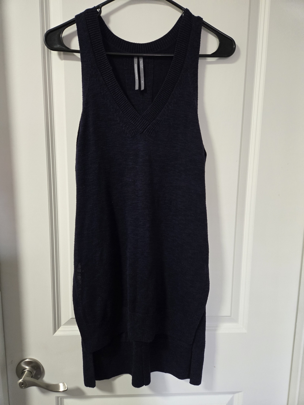 Anthropologie Navy Sleeveless V-Neck Tunic Sweater Size Small